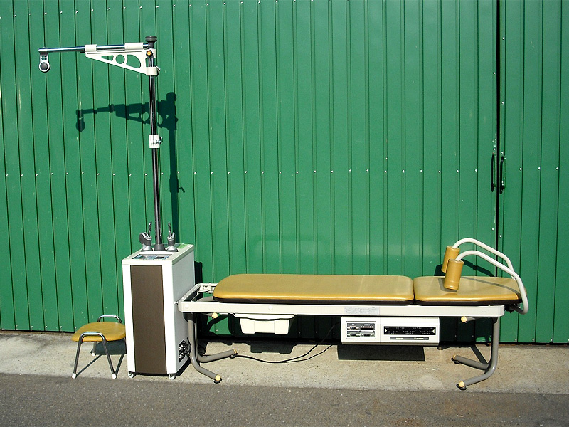 Motorized Intermittent Traction Apparatus OL2000 OGGIKEN Used